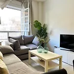 Nuevo Cathedral Deluxe Apartment Sinesedesignhomes