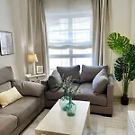 Nuevo Cathedral Deluxe Apartment Sinesedesignhomes
